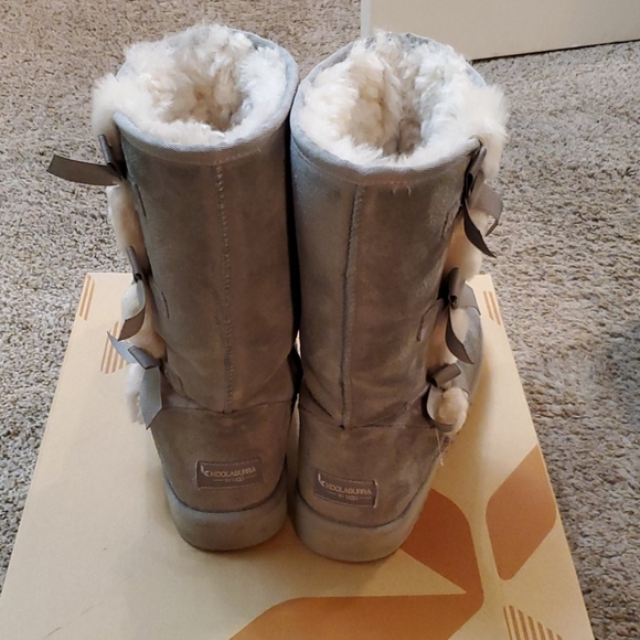 Boots - Picture 3 of 6